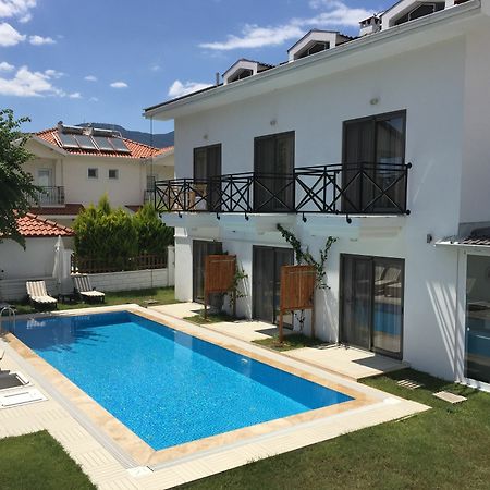 Casa Pallet Hotel (Adults Only) ดาลยัน ภายนอก รูปภาพ