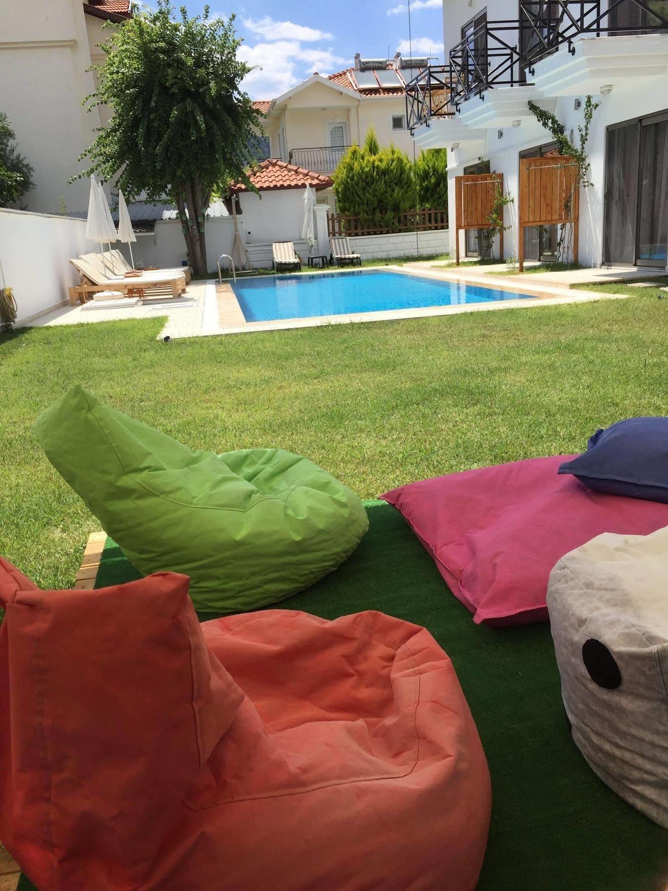 Casa Pallet Hotel (Adults Only) ดาลยัน ภายนอก รูปภาพ